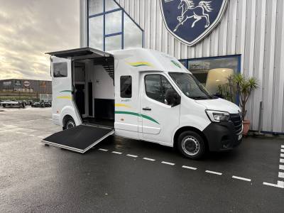 Van per cavalli barbot d5 2023 occasione