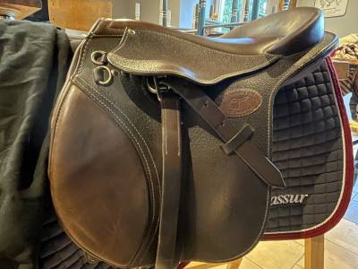 Sella da salto ostacoli  guy cantin  14.5