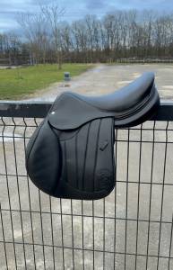 Sella da salto ostacoli forestier  17.5