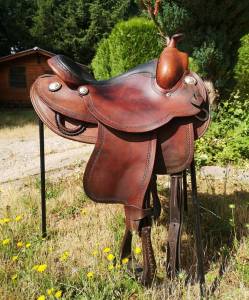 Sella western continental classic roundskirt 15.5