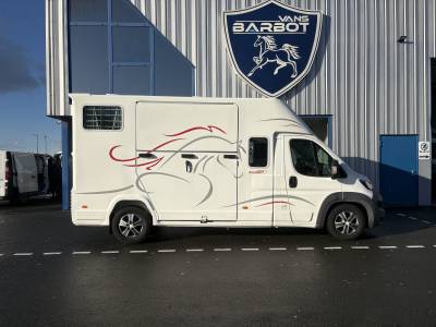 Camion 2 chevaux barbot