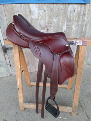 Sella da endurance devoucoux  17.5