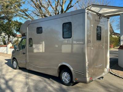 Renault haras atm 1-2 chevaux – 5 places, boîte automat