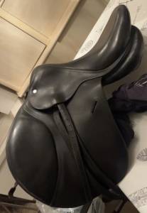 Selle jump’in mixte 17 pouces 