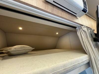 Camion chevaux 7 places home car 