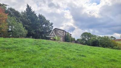 Corps de ferme 8ha 50a proche aveyron