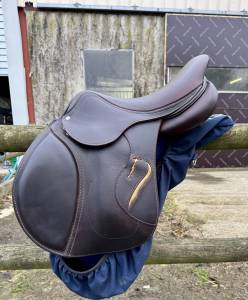 Sella da salto ostacoli antarès  17