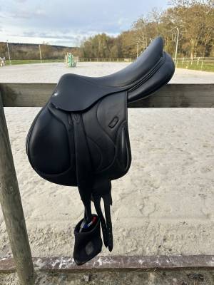 Sella da salto ostacoli devoucoux  17.5