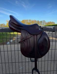 Sella da salto ostacoli cwd se03  17.5