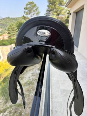 Sella da dressage ikonic  17.5