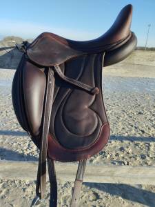 Sella da dressage antarès  17.5