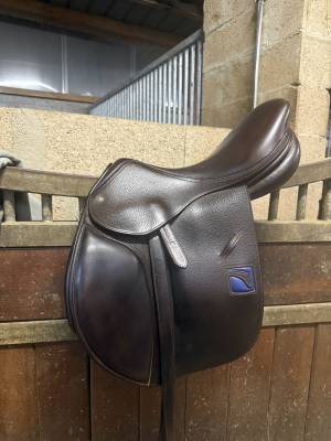 Selle de saut childeric 