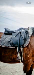 Selle d’obstacle bates 17,5  cuir noir 