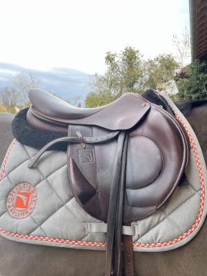 Sella da cross childeric  18