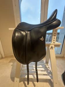 Silla Bates Doma 17,5