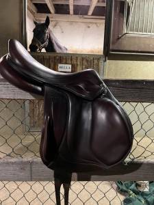 Selle de saut monoquartier devoucoux chiberta lab 