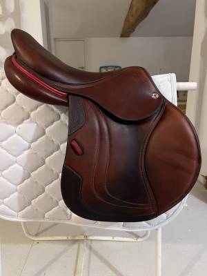 Cwd - selle optim close contact 17''