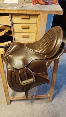 Altra sella jorge canaves  18