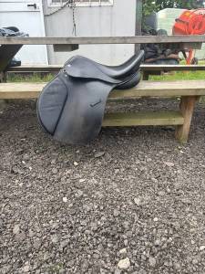 Selle à vendre 