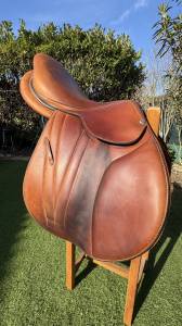 Sella da salto ostacoli butet  17.5