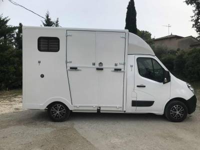 Renault master 166 000 kms ann&eacute;e 2017 36 500 &euro; TTC