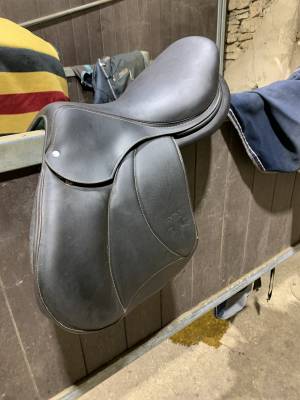 Sella da salto ostacoli voltaire design  17.5