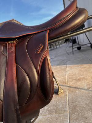 Sella da salto ostacoli devoucoux  17.5