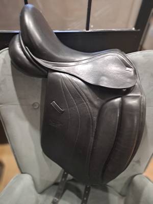 Selle dressage 17