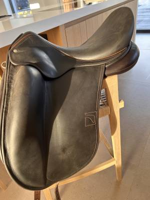 Selle dressage childeric dnl 17,5