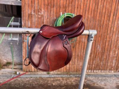 Sella da salto ostacoli antarès extracontact 17.5