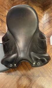 Sella da dressage devoucoux  17.5