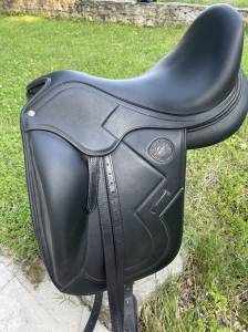 Selle de dressage antares
