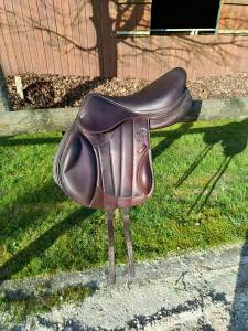 Sella da salto ostacoli forestier  17.5