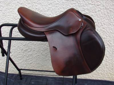 Selle obstacle antares connexion 17'5