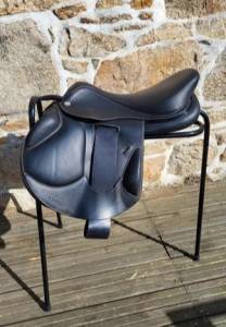 Selle ikonic état proche du neuf - 17.5 - monoquartier 