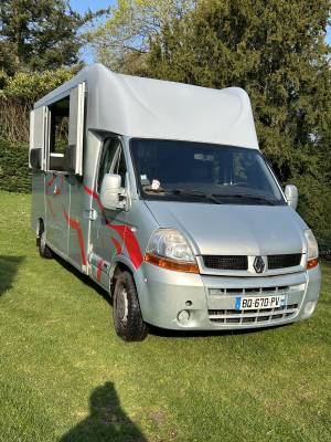 Van per Cavalli Renault Master 2 2006 Occasione