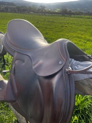 Selle cross mono quartier childeric 