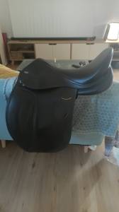 Selle de dressage tekna