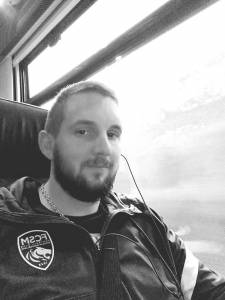 Recherche poste palefrenier soigneur 