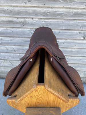 Sella da salto ostacoli cwd  16.5