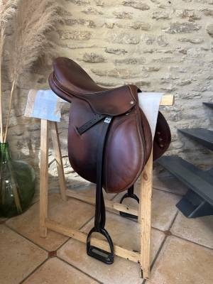 Sella da salto ostacoli childeric fp 17.5