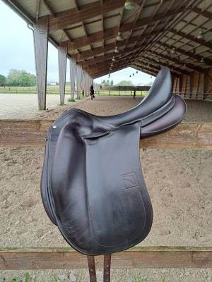 Sella da dressage childeric  18