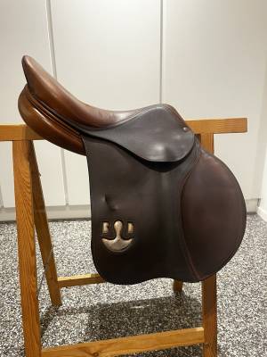 Sella da salto ostacoli delgrange  17.5