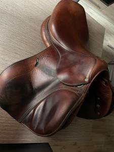 Sella antares modello contact 17”