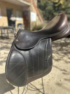 Selle equipe spécial one carbone 17,5