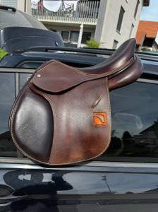 Selle childeric 2022, taille 17.5 pouces