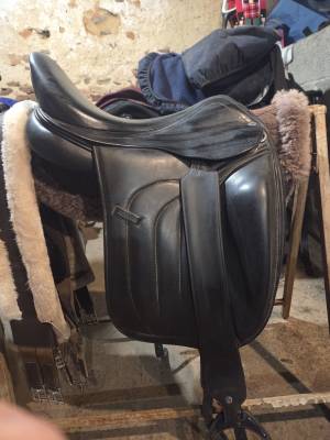 Sella da dressage altair  17.5