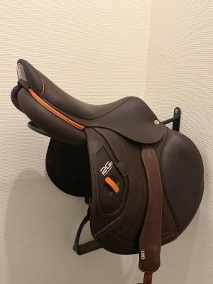Sella da salto ostacoli cwd 2gs se40 17.5