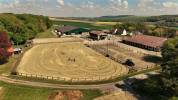 Centre &eacute;questre &agrave; 30 minutes de Chantilly-3,2 hectares