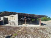 B&acirc;timent d'exploitation sur environ 4ha